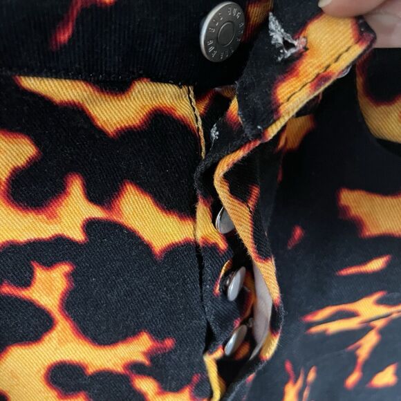 BDG Urban Outfitters Women’s Jeans Slim Straight Flame Lava Fire Print Size 26 - Picture 3 of 7